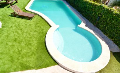 Resale - Villa -
Torrevieja - Torreta