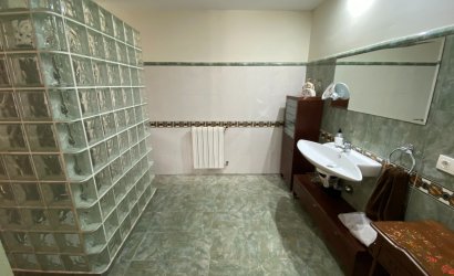 Herverkoop - Herenhuis -
Sax