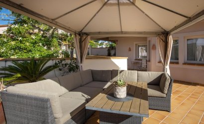 Resale - Villa -
Alfas del Pí