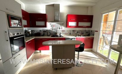 Herverkoop - Herenhuis -
Torre Pacheco