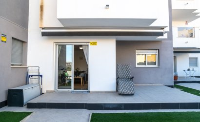 Herverkoop - Apartment -
Orihuela Costa - Villamartín