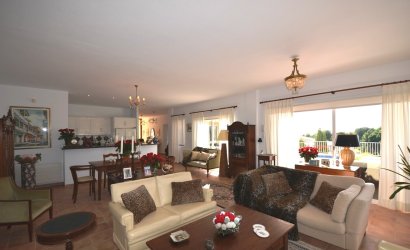 Herverkoop - Villa -
Altea