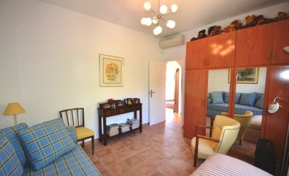 Herverkoop - Villa -
Altea