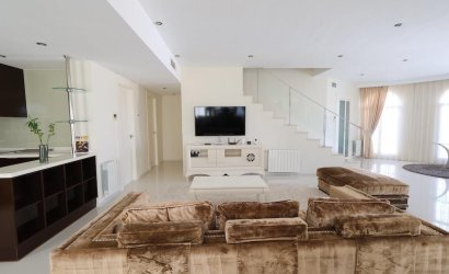 Resale - Villa -
Ciudad Quesada