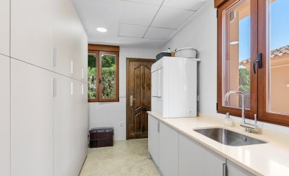 Reventa - Villa -
Elche