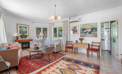 Resale - Villa -
Ciudad Quesada