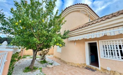 Reventa - Villa -
Torrevieja - Costa Blanca