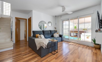 Revente - Villa -
Los Montesinos - La Herrada