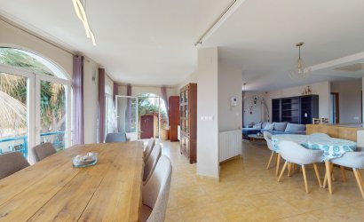 Herverkoop - Villa -
Orihuela Costa - Costa Blanca