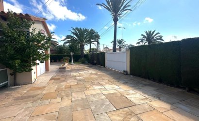 Herverkoop - Villa -
Cabo Roig - Costa Blanca