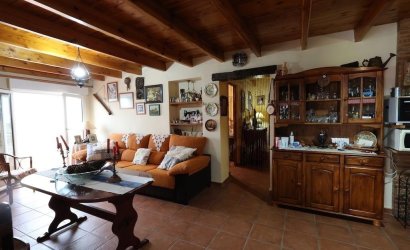 Herverkoop - Villa -
Fortuna - Inland