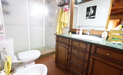 Herverkoop - Villa -
Fortuna - Inland