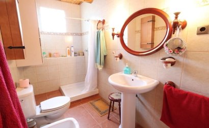 Herverkoop - Villa -
Fortuna - Inland