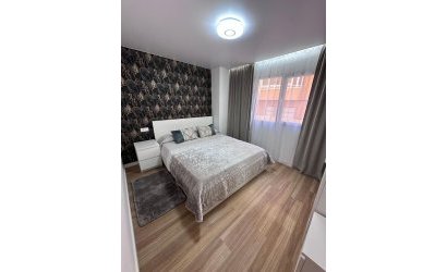 Herverkoop - Apartment -
Torrevieja - Estacion De Autobuses