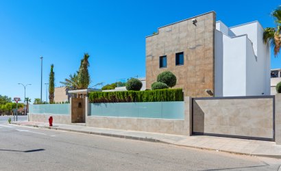 Resale - Villa -
Orihuela Costa - Dehesa de campoamor