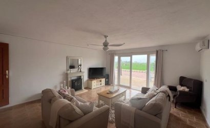 Herverkoop - Finca -
Dolores - Comunidad Valenciana