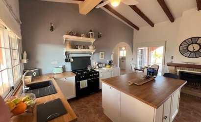 Herverkoop - Finca -
Dolores - Comunidad Valenciana