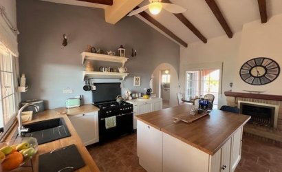 Herverkoop - Finca -
Dolores - Comunidad Valenciana