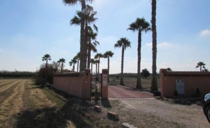 Herverkoop - Finca -
Dolores - Comunidad Valenciana