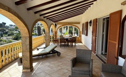 Resale - Villa -
Jávea - Pinosol