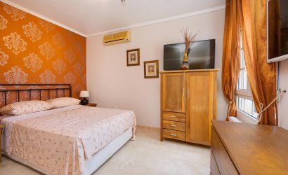 Reventa - Villa -
Orihuela Costa - Costa Blanca
