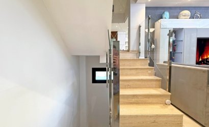 Herverkoop - Villa -
Orihuela Costa - Costa Blanca