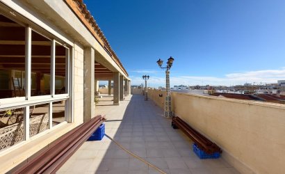 Herverkoop - Penthouse -
Torrevieja - Centro