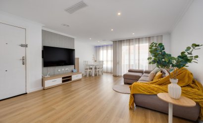 Herverkoop - Apartment -
Torrevieja - Centro