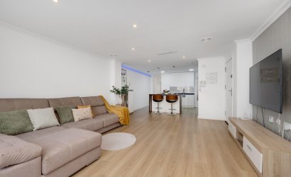 Herverkoop - Apartment -
Torrevieja - Centro