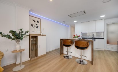 Herverkoop - Apartment -
Torrevieja - Centro