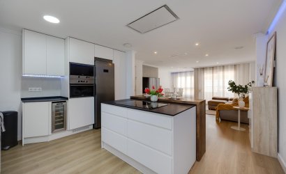 Herverkoop - Apartment -
Torrevieja - Centro