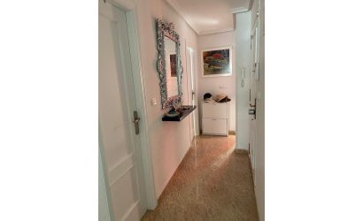 Herverkoop - Penthouse -
Torrevieja - Estacion De Autobuses