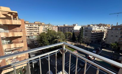 Herverkoop - Apartment -
Torrevieja - Estacion De Autobuses