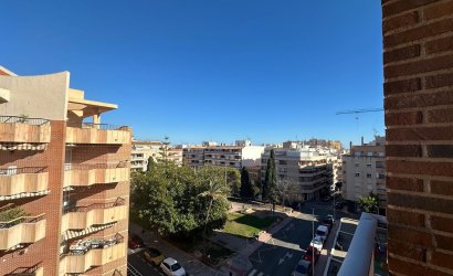 Herverkoop - Apartment -
Torrevieja - Estacion De Autobuses