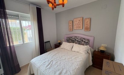 Reventa - Duplex -
Torrevieja - Costa Blanca