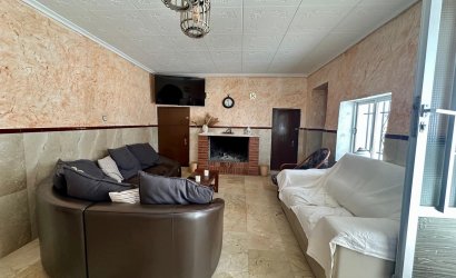 Revente - Villa -
Torre Del Rico - Inland