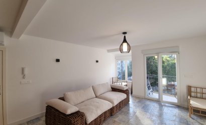 Revente - Apartment -
Torrevieja