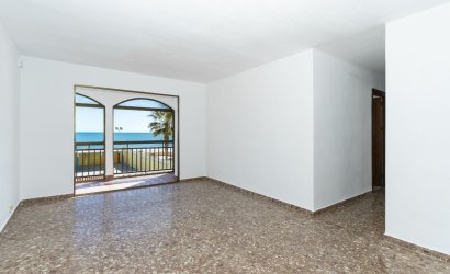 Herverkoop - Apartment -
San Luis de Sabinillas - Costa del Sol