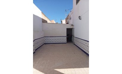 Herverkoop - Town House -
Pilar de la Horadada - Torre De La Horadada