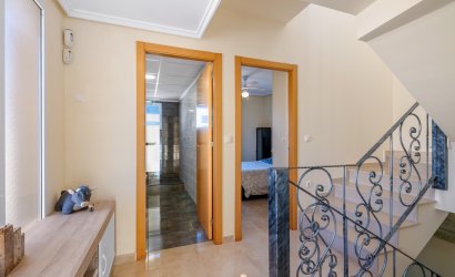 Revente - Villa -
Orihuela Costa - Costa Blanca