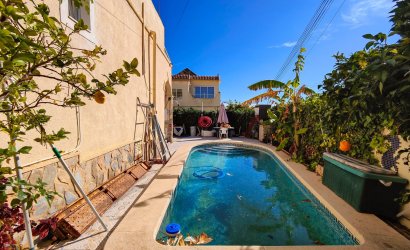 Resale - Town House -
San Miguel de Salinas - Inland