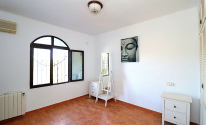 Resale - Villa -
Orihuela Costa - Los Dolses