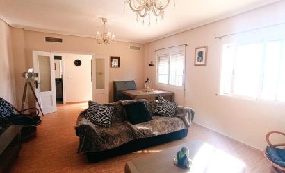 Herverkoop - Villa -
Avileses - Inland