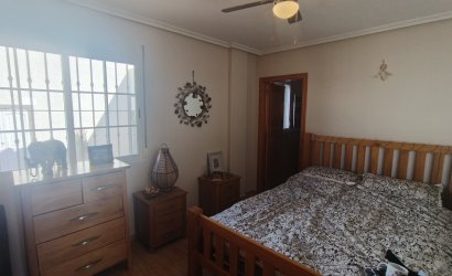 Herverkoop - Villa -
Avileses - Inland