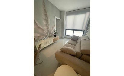 Reventa - Apartment -
Torrevieja - Center