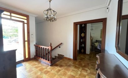 Herverkoop - Villa -
Orihuela Costa - Campoamor