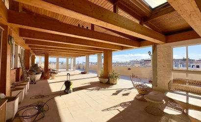 Herverkoop - Penthouse -
Torrevieja - Centro