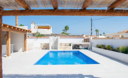 Resale - Villa -
Torrevieja - Torreta Florida