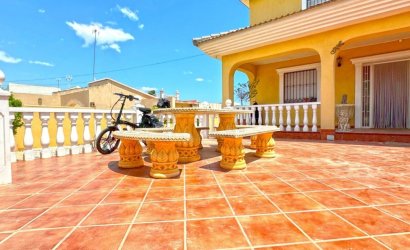 Herverkoop - Villa -
Torrevieja - Los Balcones