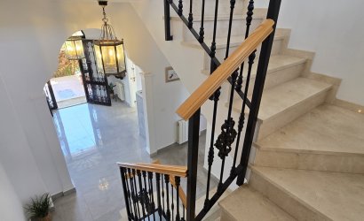 Herverkoop - Villa -
Los Romanes - Inland